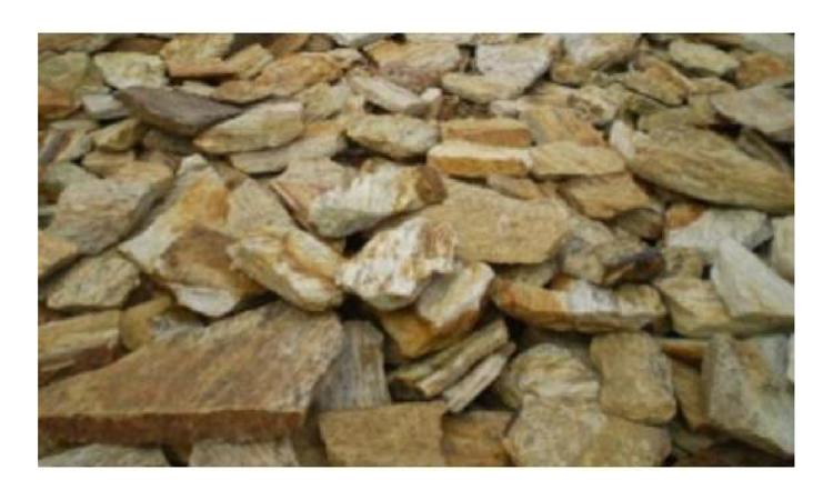 PEDRA GRANITICA OU BASALTO, CACO, RETALHO, CAVACO, TIPO MIRACEMA, MADEIRA, PADUANA, RACHINHA, SANTA ISABEL OU OUTRAS SIMILARES, E= *1,0 A *2,0 CM