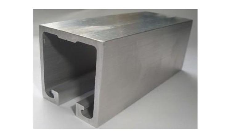 TRILHO PANTOGRAFICO CONCAVO, TIPO U, EM ALUMINIO, COM DIMENSOES DE APROX *35 X 35* MM, PARA ROLDANA DE PORTA DE CORRER