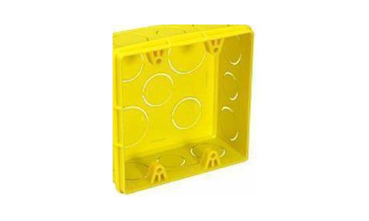 CAIXA OCTOGONAL DE FUNDO MOVEL, EM PVC, DE 4