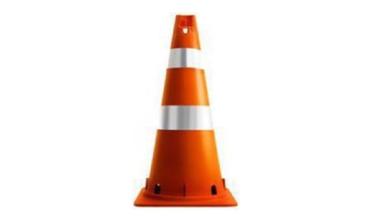 CONE DE SINALIZACAO EM PVC RIGIDO COM FAIXA REFLETIVA, H = 70 / 76 CM