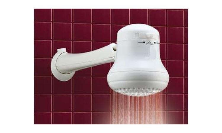 CHUVEIRO COMUM EM PLASTICO BRANCO, COM CANO, 3 TEMPERATURAS, 5500 W (110/220 V)
