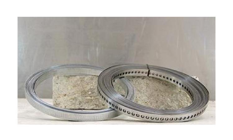 FITA METALICA GRAVADA, L = 17 MM, ROLO DE 25 M, CARGA RECOMENDADA = *120* KGF
