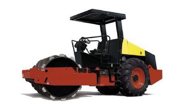 ROLO COMPACTADOR PE DE CARNEIRO VIBRATORIO, POTENCIA 80 HP, PESO OPERACIONAL SEM/COM LASTRO 7,4/8,8 T, LARGURA DE TRABALHO 1,68 M
