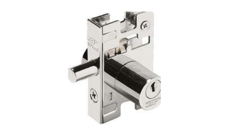 FECHADURA PARA PORTA PIVOTANTE DE VIDRO TEMPERADO, EM ACO INOX COM ACABAMENTO CROMADO, RECORTE PADRAO SANTA MARINA, COM CILINDRO EM LATAO, INCLUINDO CHAVE TIPO CILINDRO