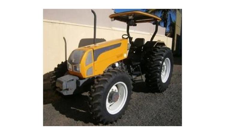 TRATOR DE PNEUS COM POTENCIA DE 95 CV, TRACAO 4 X 4, PESO MAXIMO DE 5225 KG