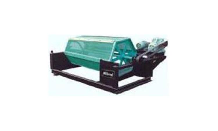 PENEIRA ROTATIVA COM MOTOR ELETRICO TRIFASICO DE 2 CV, CILINDRO DE 1 M X 0,60 M, COM FUROS DE 3,17 MM
