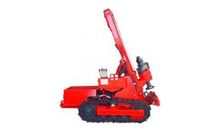 PERFURATRIZ SOBRE ESTEIRA, TORQUE MAXIMO 600 KGF, PESO MEDIO 1000 KG, POTENCIA 20 HP, DIAMETRO MAXIMO 10