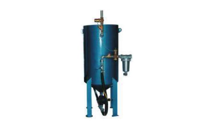 MAQUINA TIPO VASO/TANQUE/JATO DE PRESSAO PORTATIL P/ JATEAMENTO, CONTROLE AUTOMATICO E REMOTO, CAMARA DE 1 SAIDA, 280 L, DIAM. *670* MM, BICO JATO CURTO VENTURI 5/16