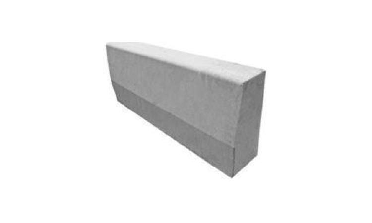 MEIO-FIO OU GUIA DE CONCRETO, PRE-MOLDADO, COMP 80 CM, *45 X 12/18* CM (H X L1/L2)