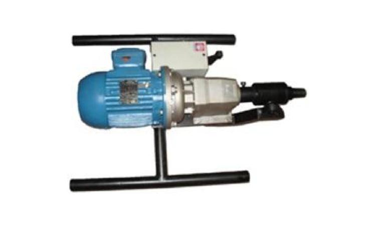 PERFURATRIZ MANUAL, TORQUE MAXIMO 83 N.M, POTENCIA 5 CV, COM DIAMETRO MAXIMO 4